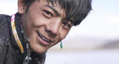 什么年代了还在抽传统香烟梗