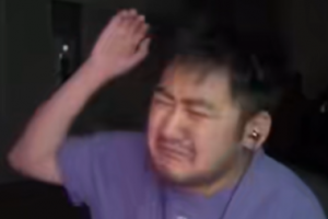 茄子哭馬是什么意思