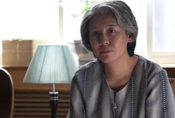德华带孩子
