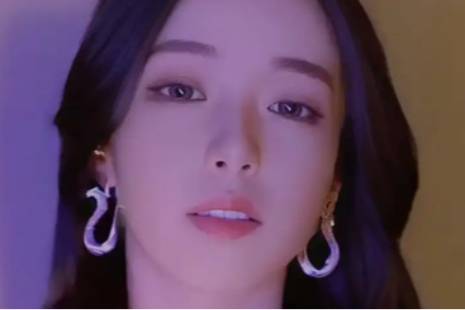 迅猛龍?zhí)乩偕鞘裁匆馑? width=