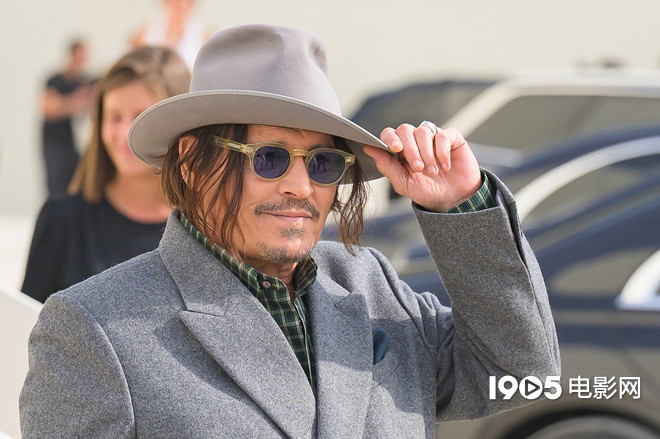 ‌德普将主演新版《圣诞颂歌》 首次回归主流制片厂之作