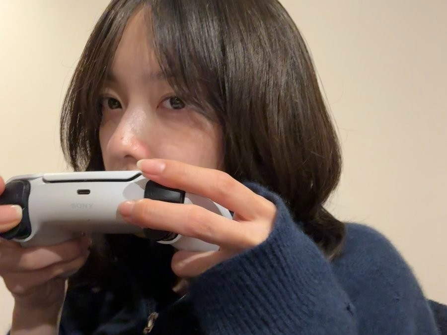 加藤小夏《寂静岭f》直播引爆网络 反差魅力获百万观众