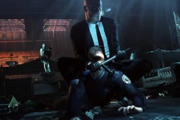 大喊着正面突袭