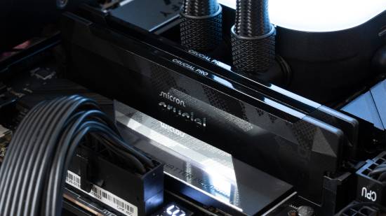 美光停售英睿达引发争议 消费内存价格回落仍待2028年后‌