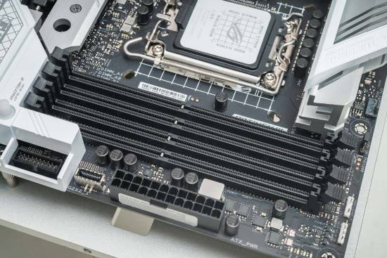 内存涨价潮逼出“DDR3逆袭”，老平台销量骤增2-3倍