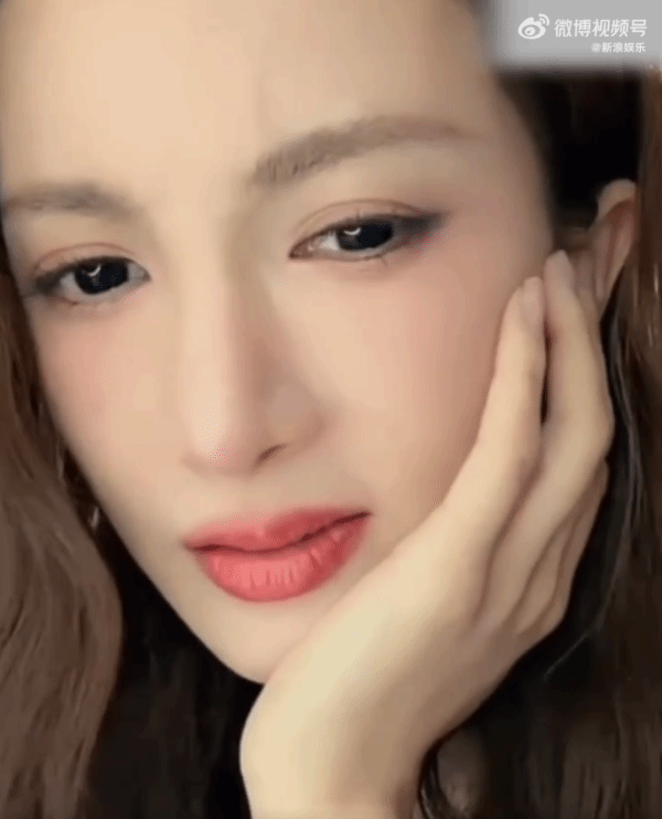 金晨直播直面“烂戏”质疑：拍不好还拍不烂吗？