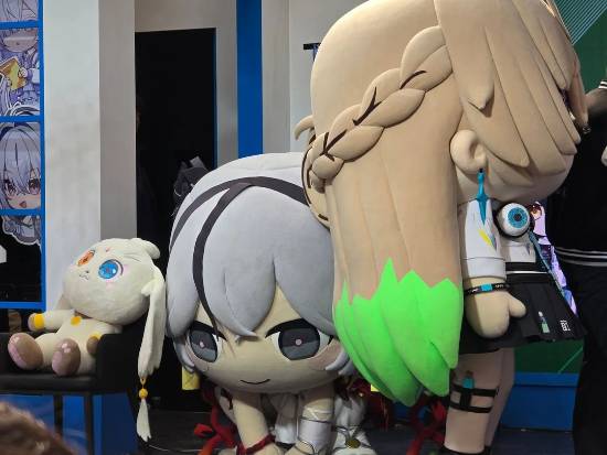 “大傻椿”掰断粉丝胳膊,活动惊现骨折事件