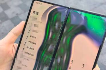 折叠屏手机遇冷风险：严寒环境下脆弱性凸显