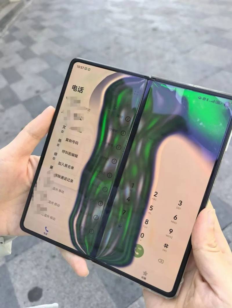 折叠屏手机遇冷风险：严寒环境下脆弱性凸显