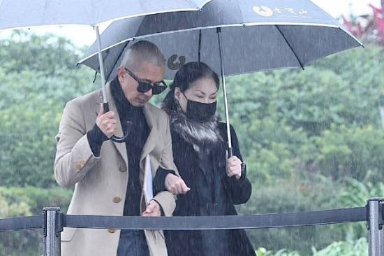 ‌台媒曝大小S、S妈接连发声，否认与具俊晔争遗产