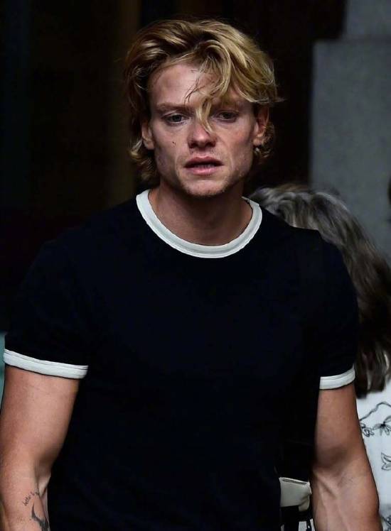 DC独立恐怖片《泥脸》调整上映日程，定档10月进军R级肉体惊悚领域