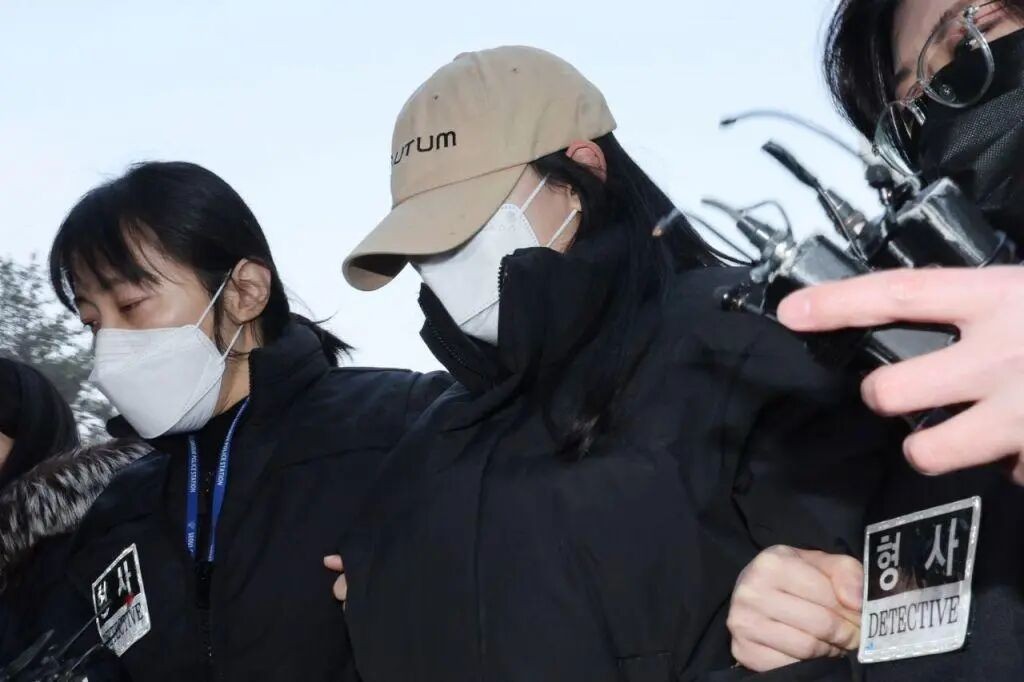 韩国“蛇蝎美人”引爆关注,被指用ChatGPT策划凶案