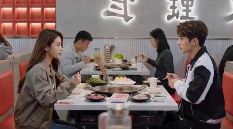 ‌AI演员真假难辨引热议，行业生态面临深度变革‌