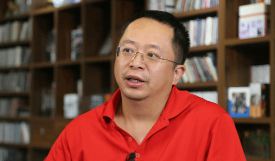 ?一“蝦”激起AI潮:周鴻祎點贊并推簡化版