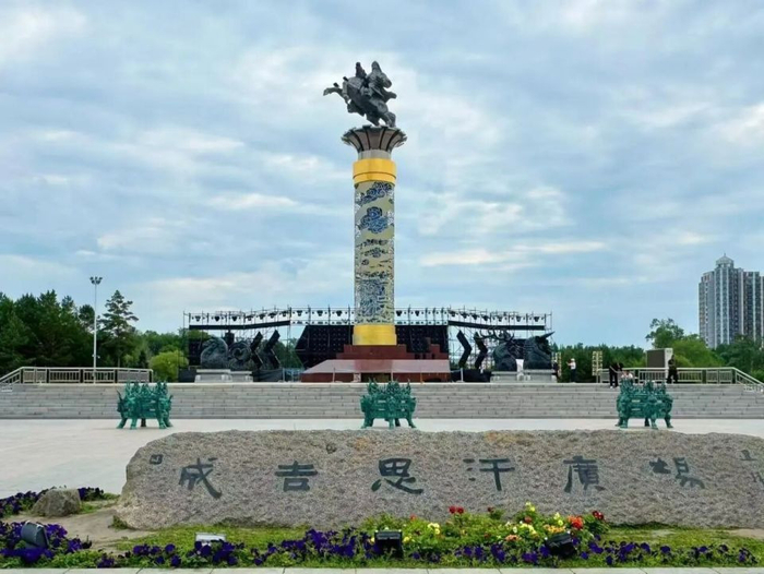 副部级书法家连辑被查 字价权价同涨同落引警示