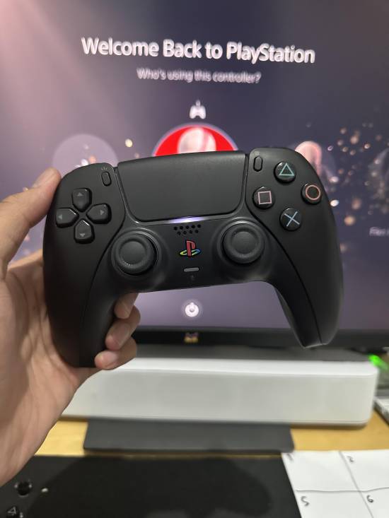 玩家复刻PS2经典按键,改装PS5手柄引热捧