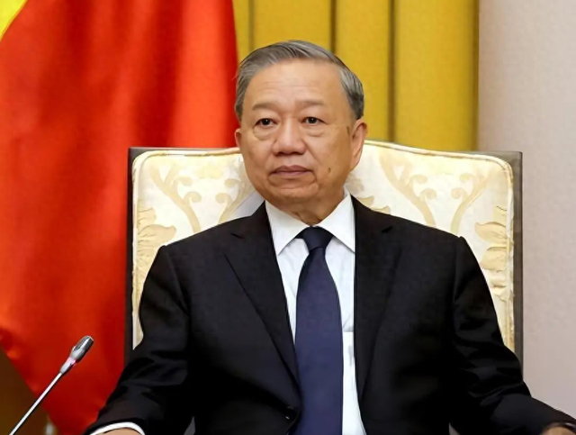 越南最高领导人访华释放重大信号